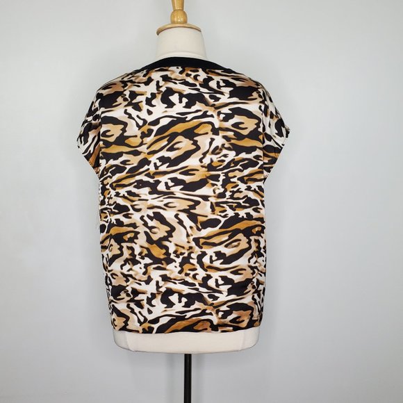 Peter Nygard Style #1216Z610 Animal Tiger Print Stud Detail Top NEW NWT Size XL - Picture 6 of 13